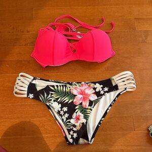 Cupshe Pink Bikini Top and Floral Print Bottoms